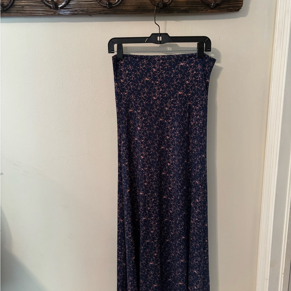 LuLaRoe Blue and White Maxi Skirt A-Line Casual